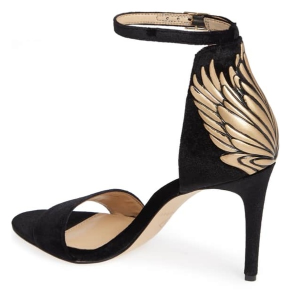 Sexy Wing Accented Katy Perry Sandals - Picture 3 of 4